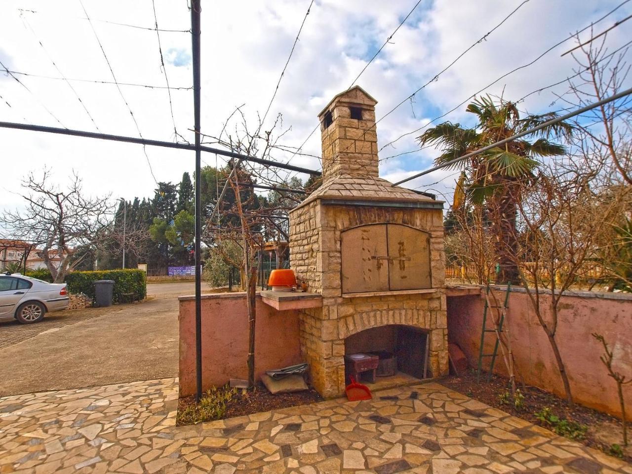 Rooms Antun 1238 Medulin Exterior photo
